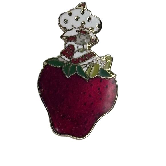 Strawberry Shortcake American Greetings AGC Enamel Pin Brooch 1980s Vintage￼ - Picture 4 of 9